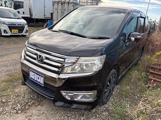 ステップワゴンスパーダ Z クールスピリット 《車検2年》《後期モデル》17インチAWSDナビTVフルセグBluetoothバックカメラフリップダウンモニター/革巻ステアリング/パドルシフト/クルコン/スマートキー/両側パワースライドア/ETC/(5枚目)