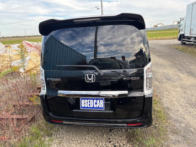 ステップワゴンスパーダ Z クールスピリット 《車検2年》《後期モデル》17インチAWSDナビTVフルセグBluetoothバックカメラフリップダウンモニター/革巻ステアリング/パドルシフト/クルコン/スマートキー/両側パワースライドア/ETC/(8枚目)