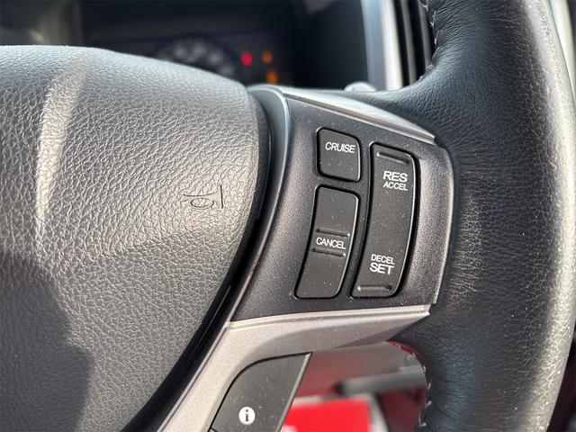 ステップワゴンスパーダ Z クールスピリット 《車検2年》《後期モデル》17インチAWSDナビTVフルセグBluetoothバックカメラフリップダウンモニター/革巻ステアリング/パドルシフト/クルコン/スマートキー/両側パワースライドア/ETC/(23枚目)