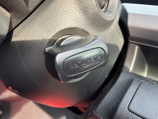 ステップワゴンスパーダ Z クールスピリット 《車検2年》《後期モデル》17インチAWSDナビTVフルセグBluetoothバックカメラフリップダウンモニター/革巻ステアリング/パドルシフト/クルコン/スマートキー/両側パワースライドア/ETC/(28枚目)