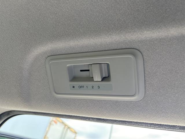 ステップワゴンスパーダ Z クールスピリット 《車検2年》《後期モデル》17インチAWSDナビTVフルセグBluetoothバックカメラフリップダウンモニター/革巻ステアリング/パドルシフト/クルコン/スマートキー/両側パワースライドア/ETC/(33枚目)