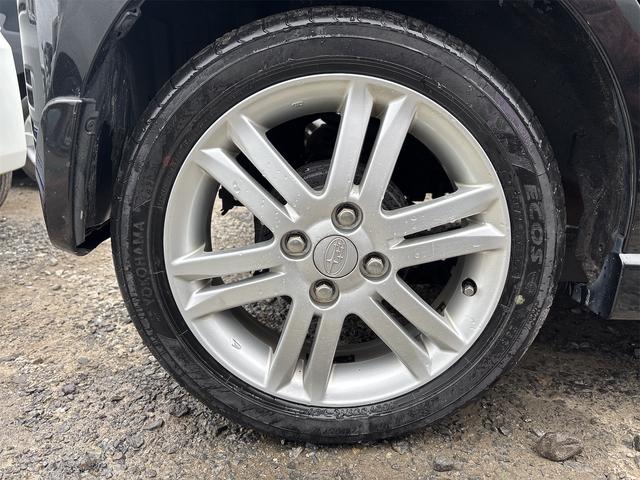 ルクラカスタム ＲＳ　《走行６３４００キロ》《４ＷＤターボ》《車検２年》純正フルエアロ１５インチＡＷ／ＳＤナビＴＶバックカメラ／ＨＩＤオートライトフォグ／モモ製革巻きステアリング／スマートキー／オートエアコン／ＥＴＣ／（11枚目）