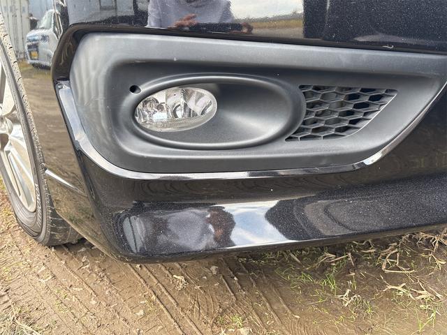 ステップワゴンスパーダ Ｚ　インターナビセレクション　《後期モデル》《車検２年》純正フルエアロ１６インチＡＷ／ＳＤナビＴＶフルセグＢｌｕｅｔｏｏｔｈ／革巻きステアリング／パドルシフト／クルーズコントロール／ＥＴＣ／ヘッドレスモニター／両側パワースライドア（10枚目）