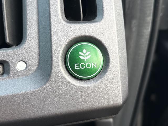 ステップワゴンスパーダ Ｚ　インターナビセレクション　《後期モデル》《車検２年》純正フルエアロ１６インチＡＷ／ＳＤナビＴＶフルセグＢｌｕｅｔｏｏｔｈ／革巻きステアリング／パドルシフト／クルーズコントロール／ＥＴＣ／ヘッドレスモニター／両側パワースライドア（33枚目）