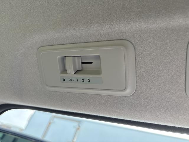 ステップワゴンスパーダ Ｚ　インターナビセレクション　《後期モデル》《車検２年》純正フルエアロ１６インチＡＷ／ＳＤナビＴＶフルセグＢｌｕｅｔｏｏｔｈ／革巻きステアリング／パドルシフト／クルーズコントロール／ＥＴＣ／ヘッドレスモニター／両側パワースライドア（37枚目）