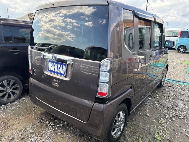 N-BOX G・Lパッケージ 《走行68300キロ》《車検2年》基本装備/フル装備/スマートキー/オートエアコン/アームレスト/パワースライドア/SDナビTVフルセグ/13インチAW/(7枚目)