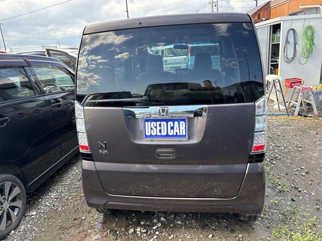 N-BOX G・Lパッケージ 《走行68300キロ》《車検2年》基本装備/フル装備/スマートキー/オートエアコン/アームレスト/パワースライドア/SDナビTVフルセグ/13インチAW/(8枚目)