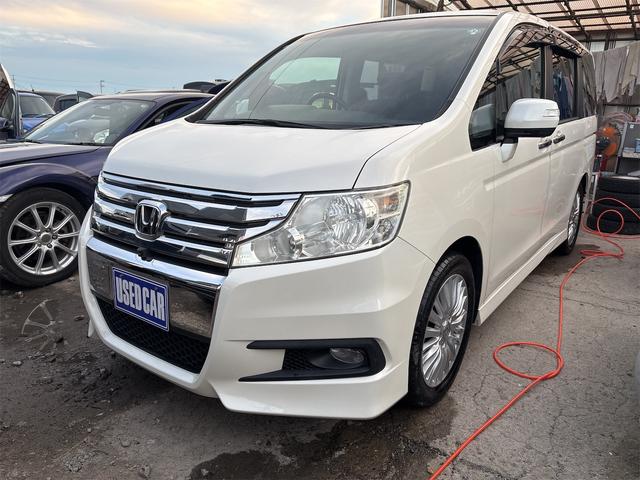 ステップワゴンスパーダ クールスピリット 《車検2年》純正ナビTVバックカメラ/全周囲カメラ/フリップダウンモニター/革巻きステアリング/スマートキ/ETC/両側パワースライドア/HIDオートライトフォグ/17インチAW/ETC/パドルシフト(5枚目)