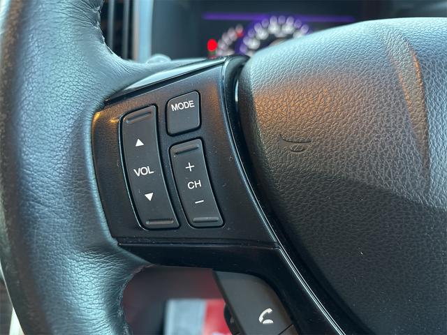 ステップワゴンスパーダ クールスピリット 《車検2年》純正ナビTVバックカメラ/全周囲カメラ/フリップダウンモニター/革巻きステアリング/スマートキ/ETC/両側パワースライドア/HIDオートライトフォグ/17インチAW/ETC/パドルシフト(24枚目)