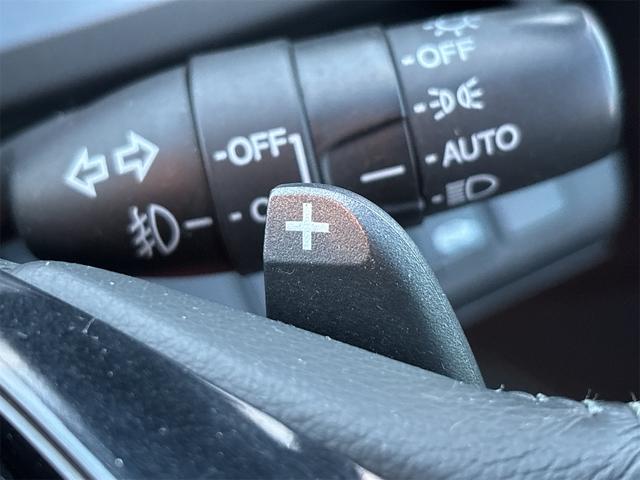 ステップワゴンスパーダ クールスピリット 《車検2年》純正ナビTVバックカメラ/全周囲カメラ/フリップダウンモニター/革巻きステアリング/スマートキ/ETC/両側パワースライドア/HIDオートライトフォグ/17インチAW/ETC/パドルシフト(27枚目)