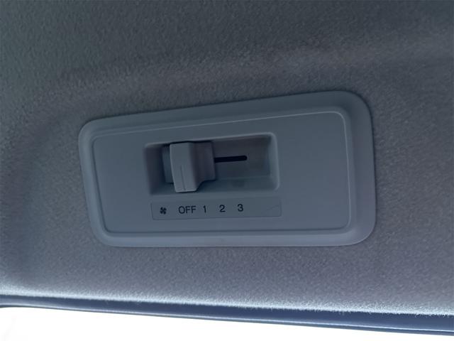 ステップワゴンスパーダ クールスピリット 《車検2年》純正ナビTVバックカメラ/全周囲カメラ/フリップダウンモニター/革巻きステアリング/スマートキ/ETC/両側パワースライドア/HIDオートライトフォグ/17インチAW/ETC/パドルシフト(35枚目)