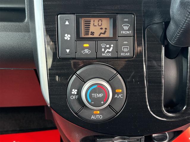 タント カスタムRS トップエディションSA 《ターボ》《車検2年》純正フルエアロ15インチAW/革巻きステアリング/SDナビTVフルセグBluetooth/フリップダウンモニター/ハーフレザーシート/衝突軽減ブレーキ/両側パワースライドドア/(20枚目)