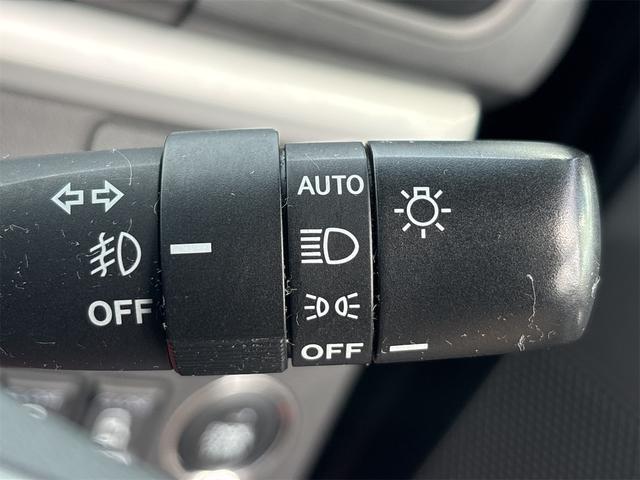 タント カスタムRS トップエディションSA 《ターボ》《車検2年》純正フルエアロ15インチAW/革巻きステアリング/SDナビTVフルセグBluetooth/フリップダウンモニター/ハーフレザーシート/衝突軽減ブレーキ/両側パワースライドドア/(23枚目)