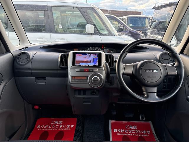 タント カスタムRS 《ターボ》純正フルエアロ15インチ/SDナビTVフルセグ/MOMO革巻きステアリング/キーレスエントリー/スマートキー/アームレスト/HIDオートライトフォグ/パワースライドア/(12枚目)