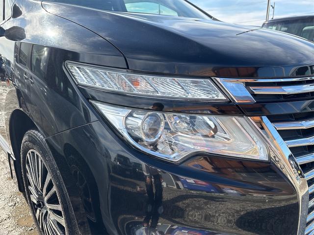 エルグランド ２５０ハイウェイスターＳ　１８インチＡＷ／　ＳＤナビＴＶフルセグＢｌｕｅｔｏｏｔｈバックカメラ／革巻きステアリング／クルコン／オットマン／フリップダウンモニター／スマキースペア有／ＥＴＣ／ハーフレザーシート／オットマン／（3枚目）