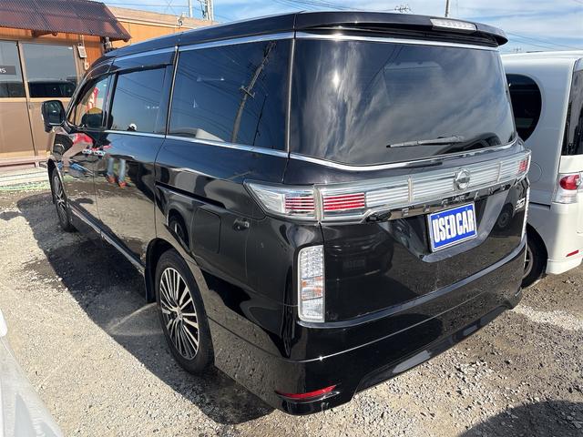 エルグランド ２５０ハイウェイスターＳ　１８インチＡＷ／　ＳＤナビＴＶフルセグＢｌｕｅｔｏｏｔｈバックカメラ／革巻きステアリング／クルコン／オットマン／フリップダウンモニター／スマキースペア有／ＥＴＣ／ハーフレザーシート／オットマン／（7枚目）