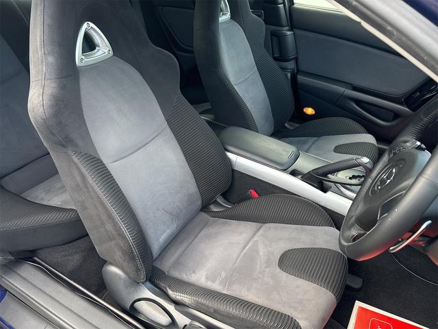 RX-8 ベースグレード 《車検8年10月》《走行86000キロ》18インチAW/CD・MDオーディオ/革巻きステアリング/パドルシフト/ETC/キーレスエントリー/HIDライト/リビルトエンジン載せ替え済みです!!(12枚目)