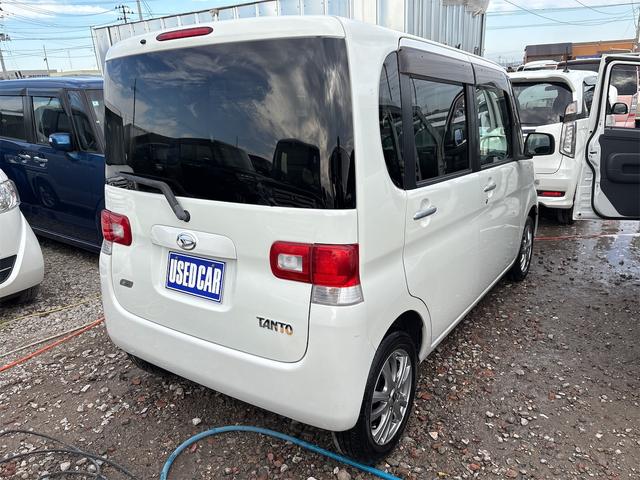 タント Ｌ　《車検２年》基本装備フル装備／ＣＤ／キーレスエントリー／盗難防止システム／ＥＴＣ／スライドドア／アームレスト／（6枚目）