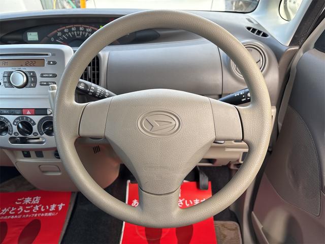 タント Ｌ　《車検２年》基本装備フル装備／ＣＤ／キーレスエントリー／盗難防止システム／ＥＴＣ／スライドドア／アームレスト／（17枚目）