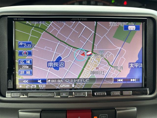 タント X 《車検2年》パワースライドア/スマートキー/オートエアコン/アームレスト/SDナビTV付いてます/ETC/アイドリングストップ(15枚目)