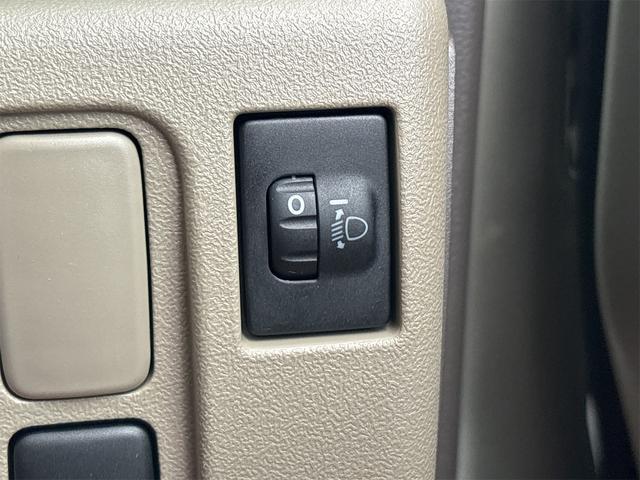 タント X 《車検2年》パワースライドア/スマートキー/オートエアコン/アームレスト/SDナビTV付いてます/ETC/アイドリングストップ(22枚目)