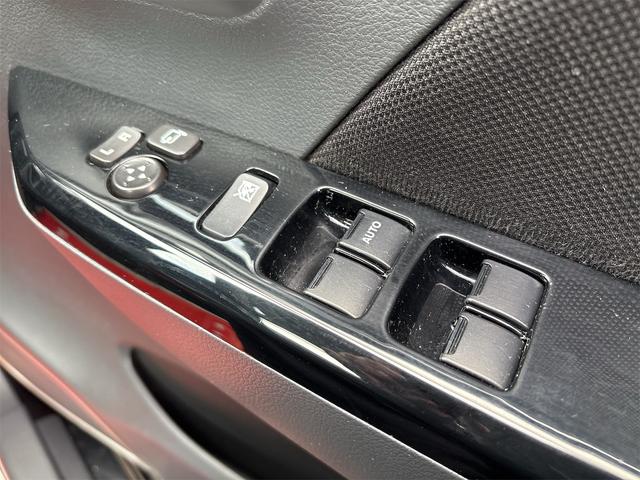 ワゴンRスティングレー X 《走行39100キロ》純正フルエアロ14インチAW/プッシュスタート/スマートキー/オートエアコン/SDナビTVバックカメラ/HIDオートライトフォグ/ETC/(29枚目)