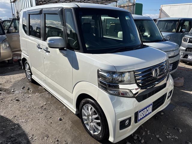 N-BOXカスタム G SSパッケージ 《特別仕様車》《車検2年》ナビ/Bluetooth/バックカメラ/衝突軽減ブレーキシステム/ステアリングコントロール/プッシュスタート/スマートキー/シートヒーター/ETC/両側パワースライドア(4枚目)