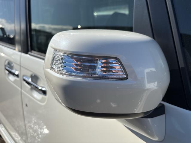 N-BOXカスタム G SSパッケージ 《特別仕様車》《車検2年》ナビ/Bluetooth/バックカメラ/衝突軽減ブレーキシステム/ステアリングコントロール/プッシュスタート/スマートキー/シートヒーター/ETC/両側パワースライドア(8枚目)