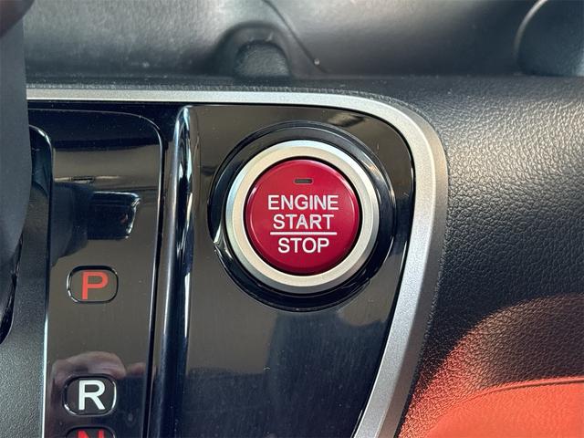 N-BOXカスタム G SSパッケージ 《特別仕様車》《車検2年》ナビ/Bluetooth/バックカメラ/衝突軽減ブレーキシステム/ステアリングコントロール/プッシュスタート/スマートキー/シートヒーター/ETC/両側パワースライドア(27枚目)