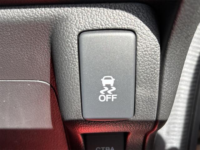 N-BOXカスタム G SSパッケージ 《特別仕様車》《車検2年》ナビ/Bluetooth/バックカメラ/衝突軽減ブレーキシステム/ステアリングコントロール/プッシュスタート/スマートキー/シートヒーター/ETC/両側パワースライドア(31枚目)