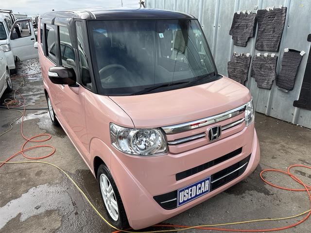 N-BOX 2トーンカラースタイル G・Lパッケージ 《後期モデル》《ピンク茶ツートン》《車検2年》衝突軽減ブレーキシステム/プッシュスタート/スマートキー/HIDオートライト/ETC/純正ナビTVフルセグBluetoothバックカメラ/両側パワスラ/(4枚目)