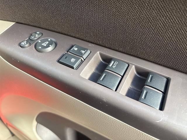 N-BOX 2トーンカラースタイル G・Lパッケージ 《後期モデル》《ピンク茶ツートン》《車検2年》衝突軽減ブレーキシステム/プッシュスタート/スマートキー/HIDオートライト/ETC/純正ナビTVフルセグBluetoothバックカメラ/両側パワスラ/(33枚目)