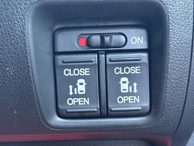 Ｎ－ＢＯＸカスタム Ｇ・ターボＬパッケージ　１５インチ　フルセグ（32枚目）