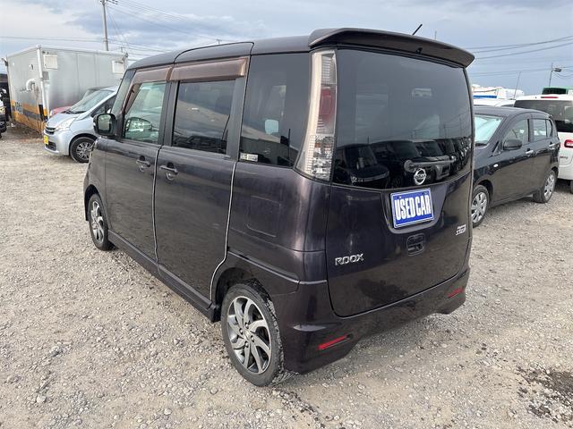 ���{�S���ւ̔[�Ԃ��\�ł������܂��B���O�ɂ��Z�݂̕������C�y�ɂ����k�������B