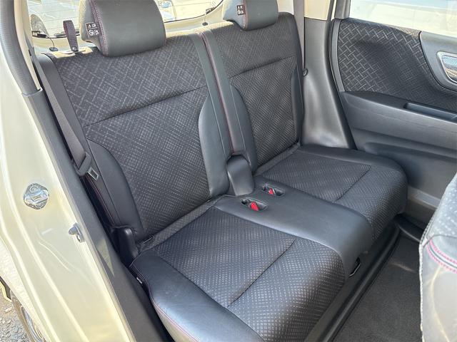 シミなんて有りません。特殊な洗剤と技術で取り除いて有ります！