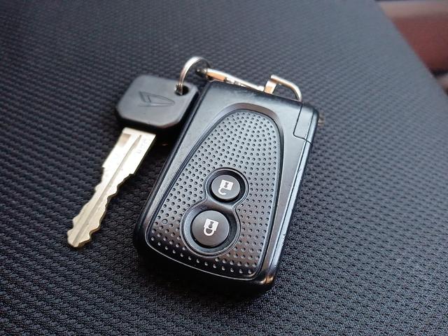 ムーヴ カスタム　Ｘ　ＳＡ　《後期モデル》純正フルエアロ１４インチＡＷ／プッシュスタート／スマートキー／オートエアコン／ＳＤナビＴＶフルセグバックカメラ／衝突軽減ブレーキシステム／ＥＴＣ／ＬＥＤライトオートフォグ／（21枚目）