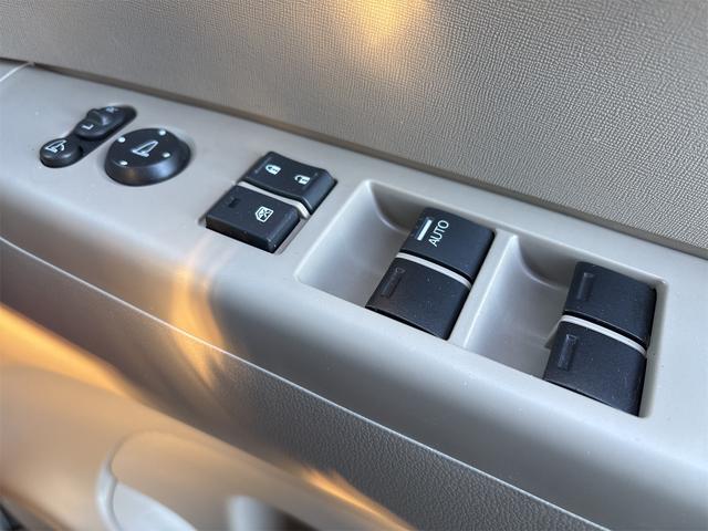 N-BOX G・Lパッケージ 《走行79400キロ》《4WD》《車検2年》SDナビTVフルセグ/ステアリングコントロール/オートエアコン/プッシュスタート/スマートキースペアキー/パワースライドア/(29枚目)