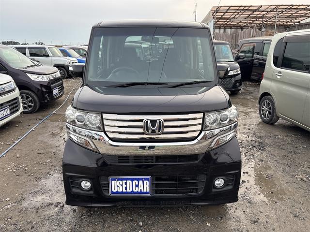 Ｎ－ＢＯＸカスタム Ｇ・Ｌパッケージ　《４ＷＤ》《車検２年》（2枚目）