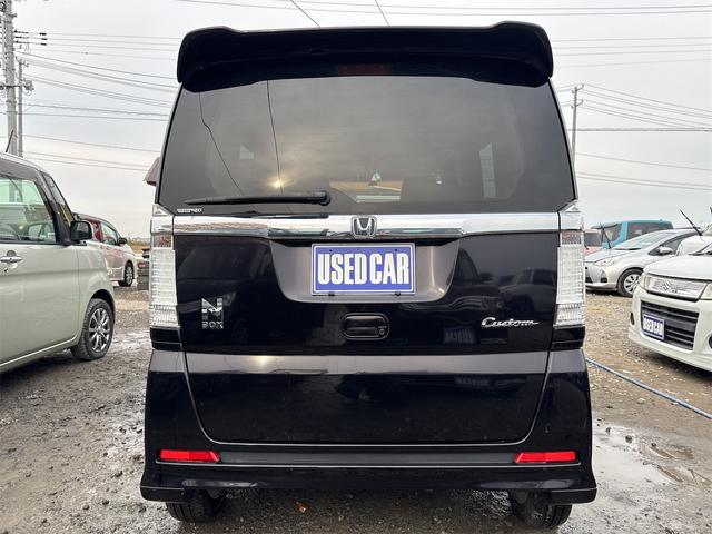 Ｎ－ＢＯＸカスタム Ｇ・Ｌパッケージ　《４ＷＤ》《車検２年》（8枚目）