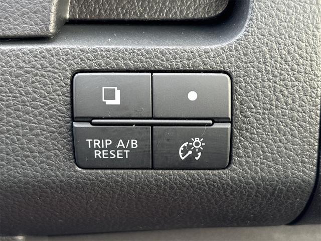 セレナ ハイウェイスターS-HVアドバンスドセーフティパック 《走行37800キロ》《後期モデル》《車検2年》SDナビTVフルセグBluetoothバックカメラ/アラウンドビュー/衝突軽減ブレーキ/革巻きステアリング/クルーズコントロール/ETC/スマートキー(30枚目)