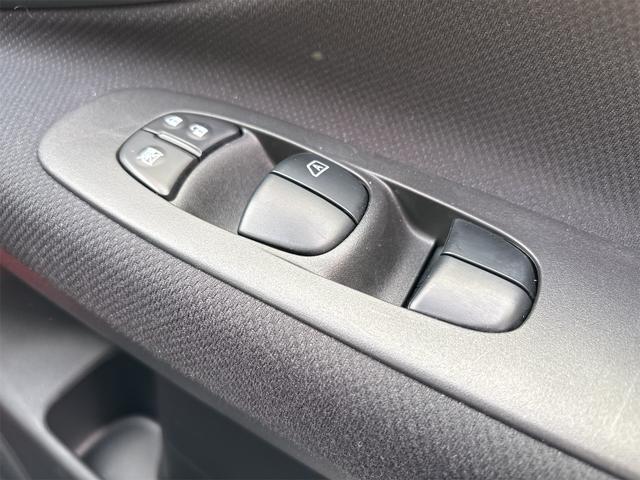 セレナ ハイウェイスターS-HVアドバンスドセーフティパック 《走行37800キロ》《後期モデル》《車検2年》SDナビTVフルセグBluetoothバックカメラ/アラウンドビュー/衝突軽減ブレーキ/革巻きステアリング/クルーズコントロール/ETC/スマートキー(38枚目)