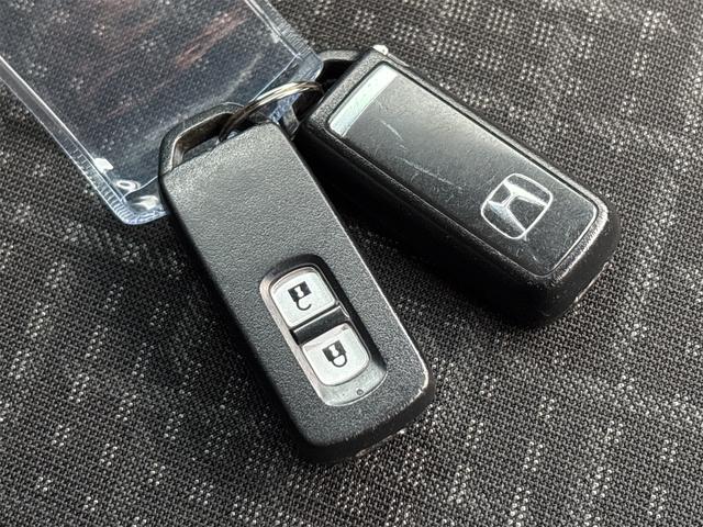 N-WGNカスタム G・Aパッケージ 《《走行89600キロ》《車検2年》SDナビTVBluetooth/バックカメラ/衝突軽減ブレーキシステム/革巻きステアリング/クルーズコントロール/プッシュスタート/スマートキー/ハーフレザーシート(30枚目)