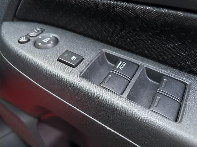 N-WGNカスタム G・Aパッケージ 《《走行89600キロ》《車検2年》SDナビTVBluetooth/バックカメラ/衝突軽減ブレーキシステム/革巻きステアリング/クルーズコントロール/プッシュスタート/スマートキー/ハーフレザーシート(33枚目)