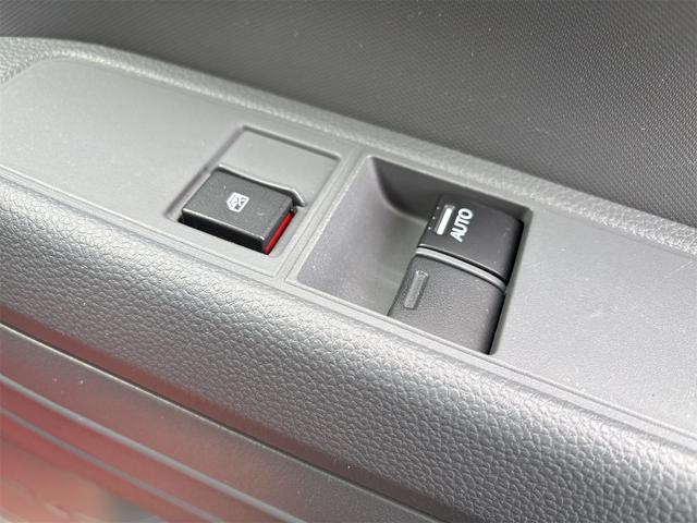 Ｎ－ＶＡＮ Ｇ・ホンダセンシング　《４ＷＤ》《車検２年》衝突軽減ブレーキシステム／パワーウィンドウ／キーレス／アームレスト／オートエアコン／プライバシーガラス／タイミングチェーンエンジン／（29枚目）