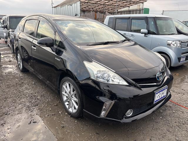 プリウスアルファ Ｓツーリングセレクション　《車検２年》《１７インチＡＷ》ＳＤナビＴＶフルセグＢｌｕｅｔｏｏｔｈバックカメラ／革巻きステアリング／プッシュスタート／スマートキー／クルーズコントロール／純正１７インチアルミ／（4枚目）