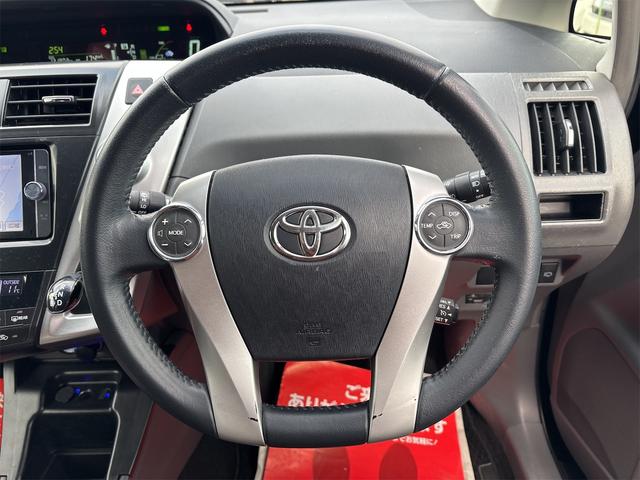 プリウスアルファ Ｓツーリングセレクション　《車検２年》《１７インチＡＷ》ＳＤナビＴＶフルセグＢｌｕｅｔｏｏｔｈバックカメラ／革巻きステアリング／プッシュスタート／スマートキー／クルーズコントロール／純正１７インチアルミ／（22枚目）