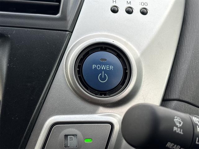 プリウスアルファ Ｓツーリングセレクション　《車検２年》《１７インチＡＷ》ＳＤナビＴＶフルセグＢｌｕｅｔｏｏｔｈバックカメラ／革巻きステアリング／プッシュスタート／スマートキー／クルーズコントロール／純正１７インチアルミ／（28枚目）