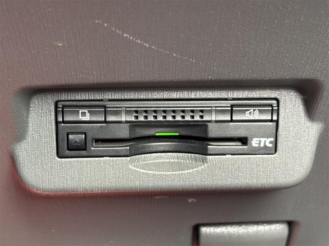 プリウスアルファ Ｓツーリングセレクション　《車検２年》《１７インチＡＷ》ＳＤナビＴＶフルセグＢｌｕｅｔｏｏｔｈバックカメラ／革巻きステアリング／プッシュスタート／スマートキー／クルーズコントロール／純正１７インチアルミ／（31枚目）