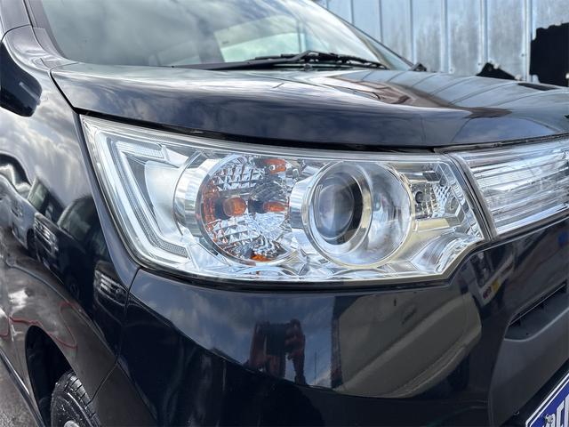 ワゴンＲスティングレー Ｘ　《走行４９１００キロ》《関東仕入》スマートキー／プッシュスタート／オートエアコン／アームレスト／革巻きステアリング／ＨＩＤオートライトフォグ／ＳＤナビＴＶフルセグＢｌｕｅｔｏｏｔｈ／（3枚目）