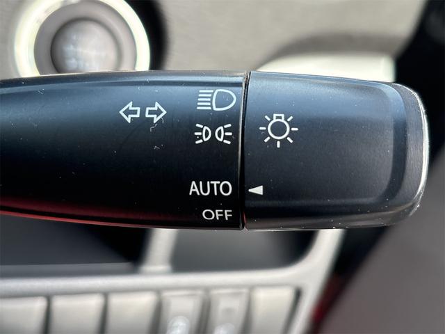 ワゴンＲスティングレー Ｘ　《走行４９１００キロ》《関東仕入》スマートキー／プッシュスタート／オートエアコン／アームレスト／革巻きステアリング／ＨＩＤオートライトフォグ／ＳＤナビＴＶフルセグＢｌｕｅｔｏｏｔｈ／（20枚目）